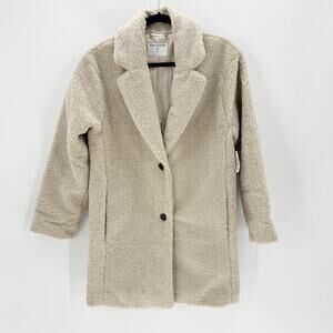 Amazon Essentials beige teddy bear faux Sherpa 2 button coat pockets neutral